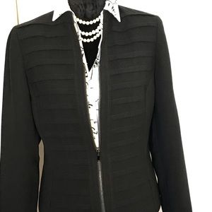 Jones of New York black zip front jacket